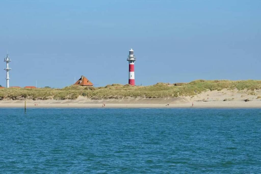 Gezellige Chalet In Nieuwpoort - Opkuis Inbegrepen In De Prijs Oostduinkerke Exterior foto